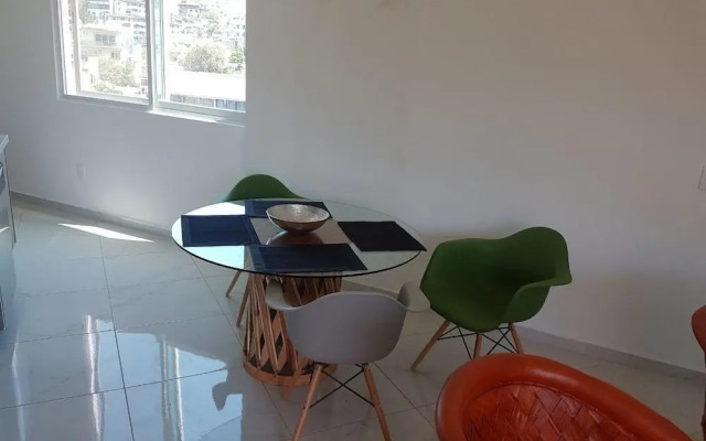 Isla Cuale Mountain View