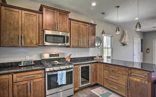 Secluded Seabrook Waterfront Home w/ Patio!