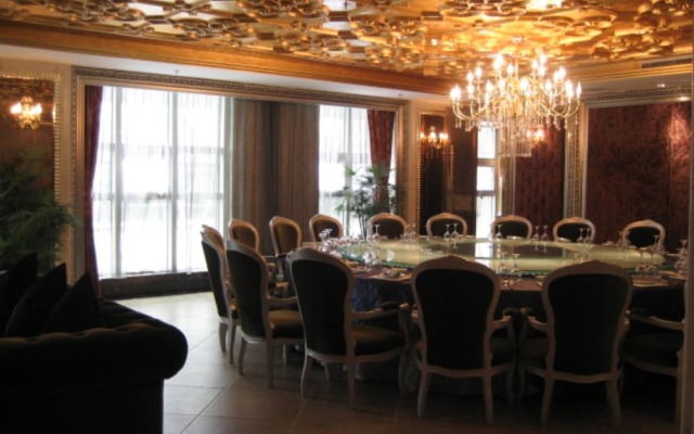 Grace Hotel