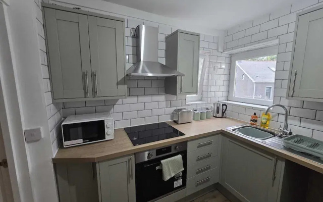 Newly Renovated 4 Bedroom House