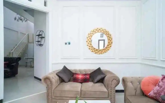 RedDoorz Syariah Near Jalan A Yani KM 8 Citraland