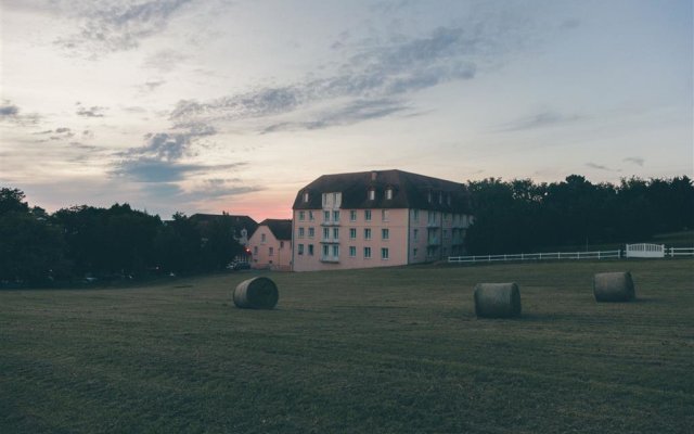 Terres de France - Appart'Hotel La Roche-Posay