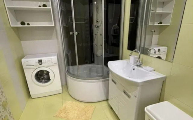 Апартаменты на улице Дыбовского 8/7