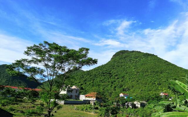 Cuc Phuong Hotel