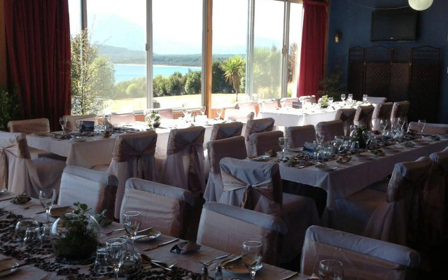 Te Anau Manapouri Lake Hotel
