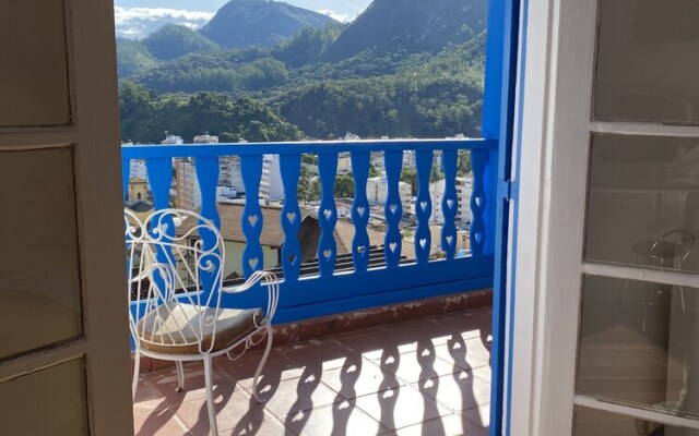 Hotel Montanas