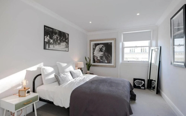 Beautiful Spacious 3 bed 2 Bath in Earl's Court