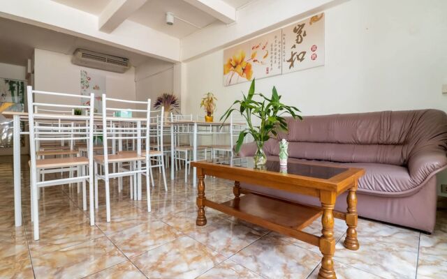 NIDA Rooms BTS Phra Kanong 1112 Majestic