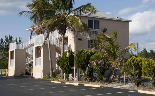 Tahitian Inn