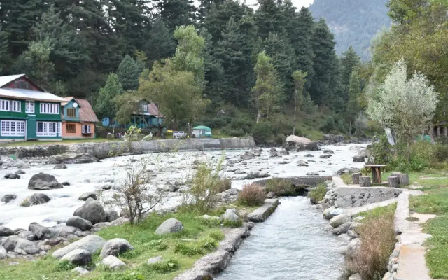 Lidder Resorts Pahalgam