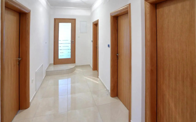 Apartment Ante