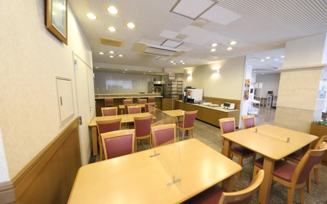 Smile Hotel Takaoka Ekimae