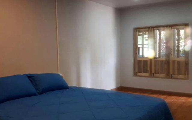 Longgaeng Wang Chompoo