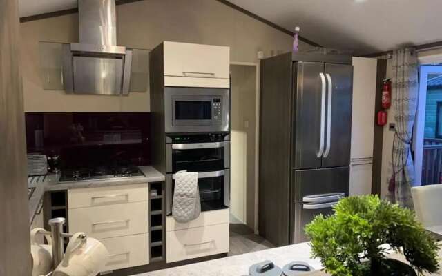 Stunning 3-bed Lodge in Windermere
