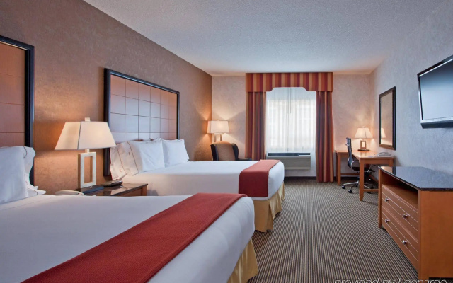 Holiday Inn Express Hotel & Suites Calgary S-Macleod Trail S by IHG