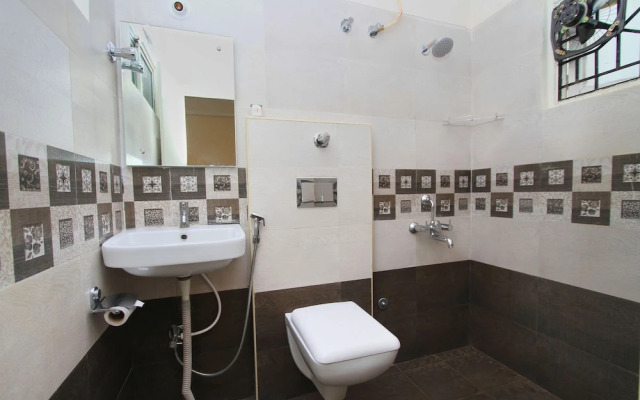 OYO 10258 Hotel Hibiscus Hebbal
