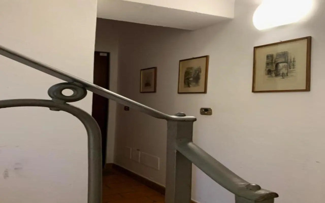 whouse suite GOLD TOWERS