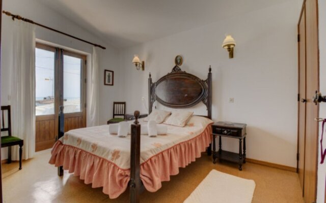 Villa 2 Bedrooms With Wifi And Sea Views 107983
