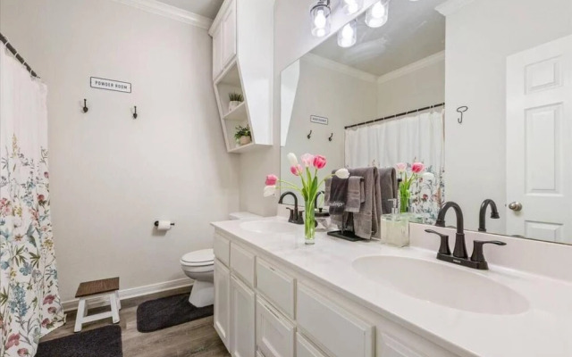 New Centrally Located Family Gathering Place