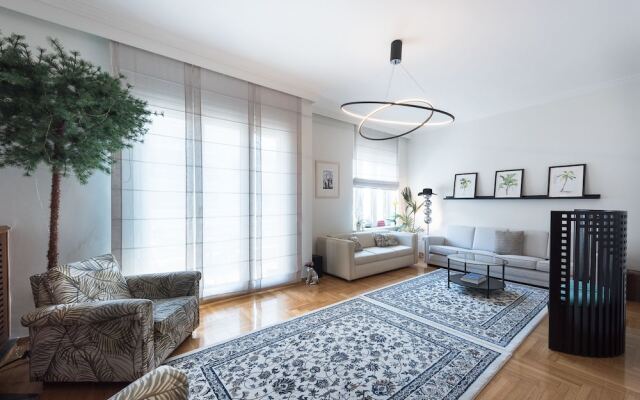 Thessaloniki Seaside Apartment A&B