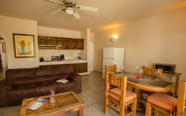 Club el Moro Hotel Suites