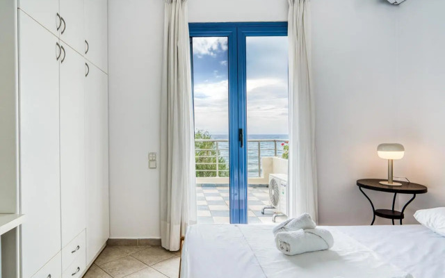 Popy's Beach House B1