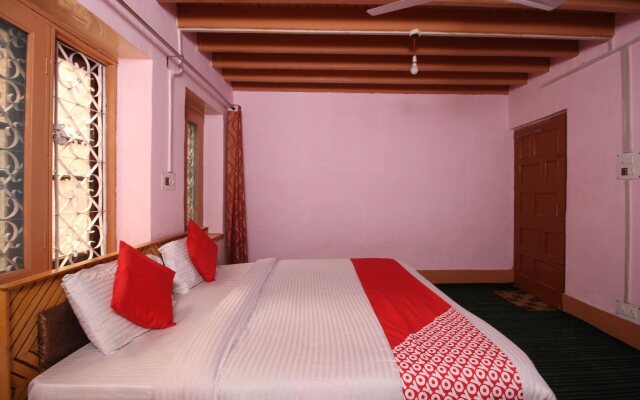 Shawl Gh By OYO Rooms