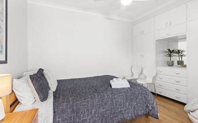 Victoria Parade, 29B