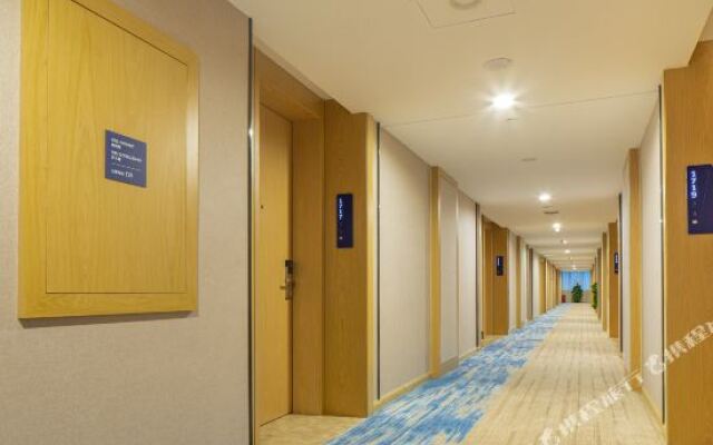 World Trade Hotel