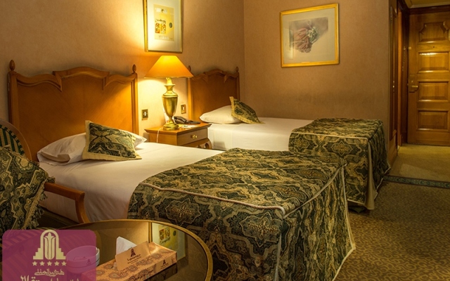 Parsian Esteghlal International Hotel