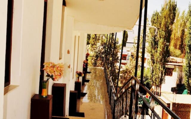 Hotel Kesaar Palace