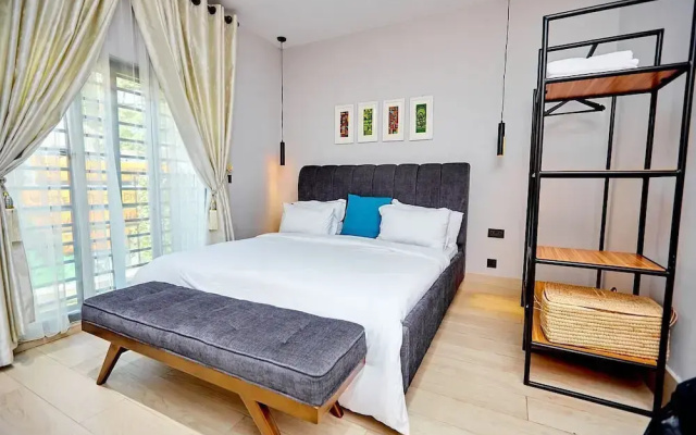 El- Rey Luxury Apartment