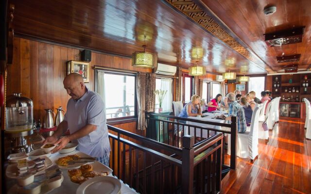 Flamingo Luxury Cruises