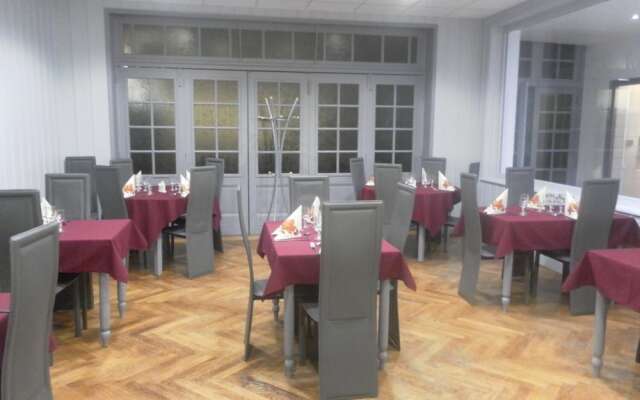 Logis Hôtel des Voyageurs