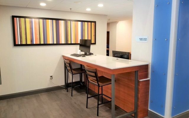 Holiday Inn Express Columbia NE - Fort Jackson by IHG