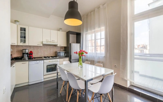 Štupartská 9 - Tyn Church View Apartment with terrace