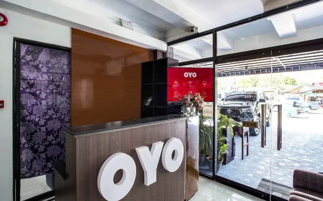 OYO 459 Offshore Hotel