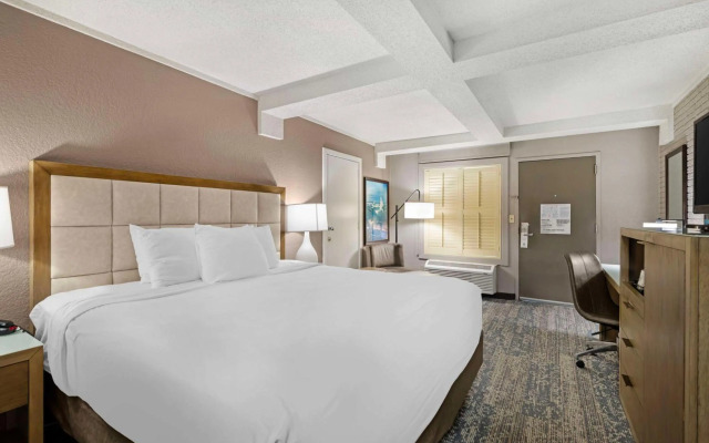 Best Western Savannah Historic District