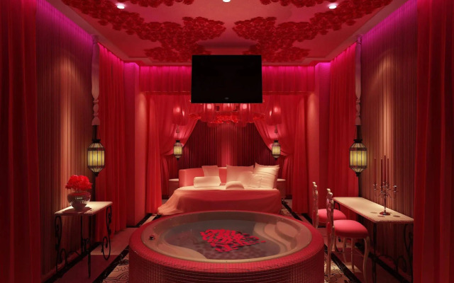 Swan of Love Shenzhen Luohu Hotel
