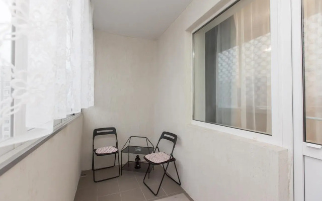 Apartments on the street 40 years of Victory 61B