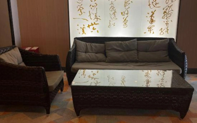 Emperor Palace Hotel