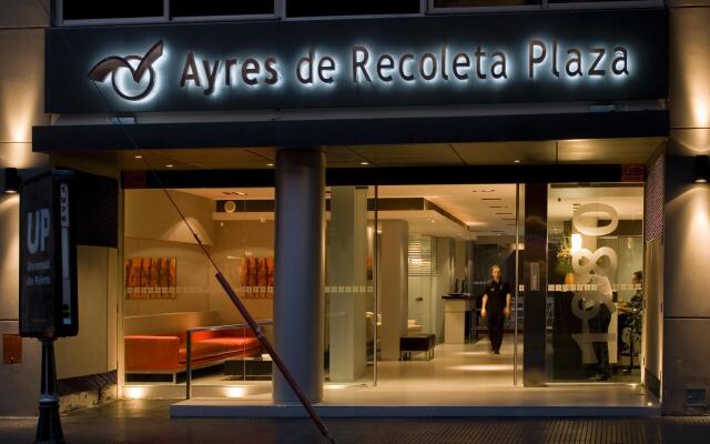 Ayres de Recoleta Plaza