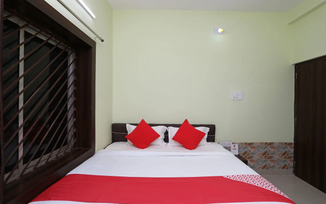 OYO 18417 Sri Hari Guest House