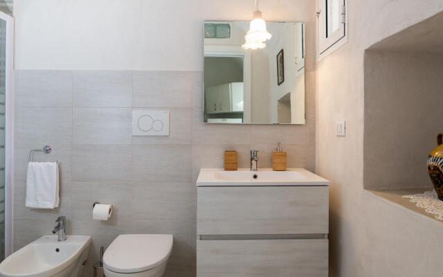 Sea and the City Apartment by Wonderful Italy