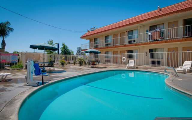 Vagabond Inn Bakersfield South