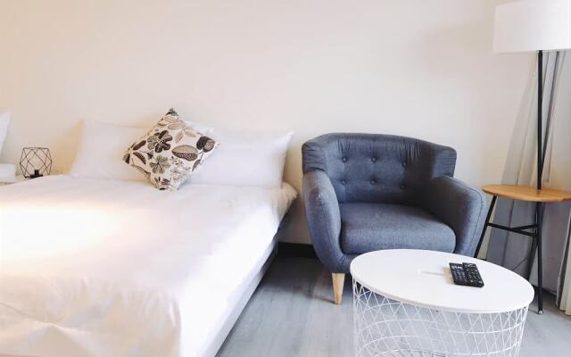 Taipei Apt.4 MRT Ximen Station Suite
