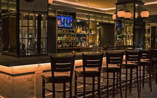 The Mayflower Hotel, Autograph Collection