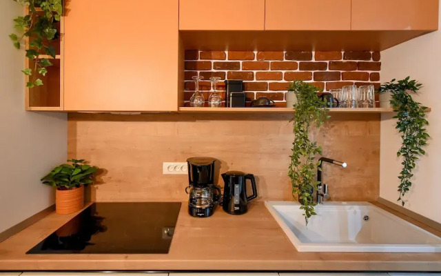 THE BIRD'S STORY. Plaza Residence Studio