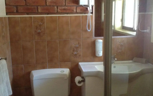 Melton Motor Inn & Apartments