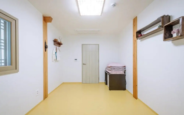 Daegu West Gate Hanok Guesthouse